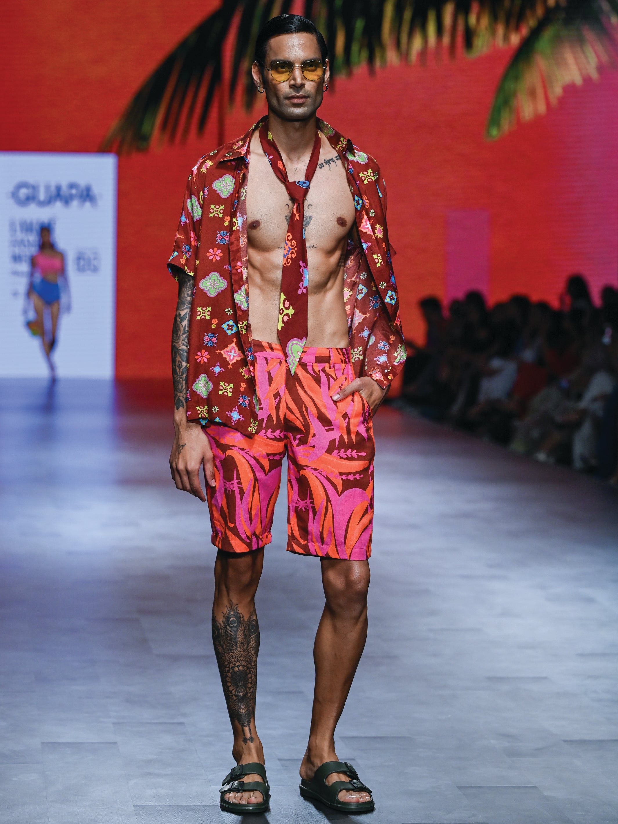 Aladdin Palm Linen Shorts